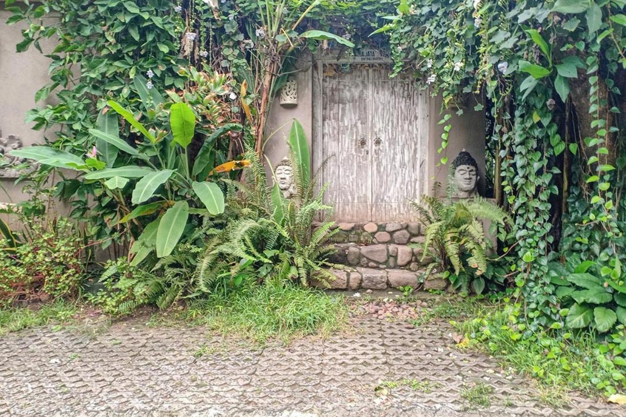 Pranajaya Villa เตจากูลา ภายนอก รูปภาพ