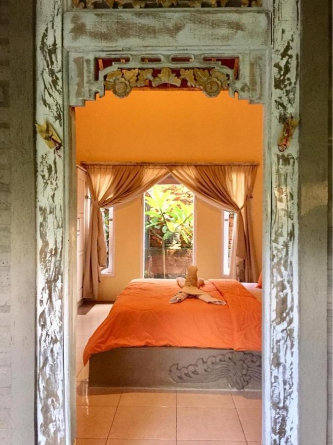 Pranajaya Villa เตจากูลา ภายนอก รูปภาพ